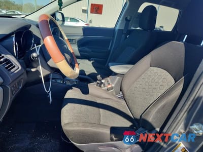 Zdjęcie 7 z 14 samochodu: 2024 MITSUBISHI OUTLANDER SPORT S/SE VIN:JA4ARUAU4RU008072 - miniatura