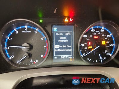 Zdjęcie 9 z 12 samochodu: 2017 TOYOTA RAV4 XLE VIN:JTMRFREV6HJ111592 - miniatura