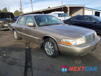 Czwarte zdjęcie samochodu z boku: 2003 MERCURY GRAND MARQUIS LS VIN:2MEFM75W53X710049 - miniatura