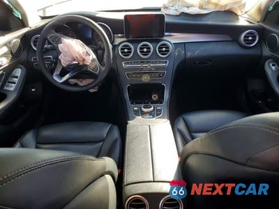 Zdjęcie 8 z 12 samochodu: 2017 MERCEDES-BENZ C 300 VIN:55SWF4JB6HU194996 - miniatura