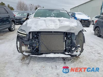 Piąte zdjęcie samochodu w środku: 2025 GENESIS GV70 VIN:KMUMADTB1SU217844 - miniatura