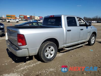 Trzecie zdjęcie samochodu z tyłu: 2017 RAM TRUCKS 1500 ST VIN:1C6RR7KG8HS597714 - miniatura