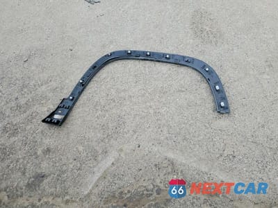 Zdjęcie 13 z 14 samochodu: 2021 GMC ACADIA SLE VIN:1GKKNKLA4MZ190594 - miniatura