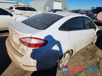 Trzecie zdjęcie samochodu z tyłu: 2019 FORD FIESTA SE VIN:3FADP4BJ4KM151701 - miniatura