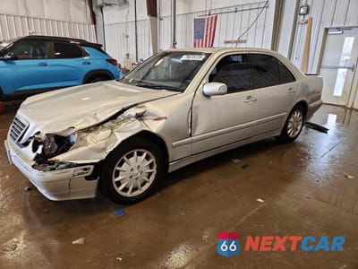 2001 MERCEDES-BENZ E 320 WDBJF65J51B298900 - główne zdjęcie licytacji z USA - miniatura