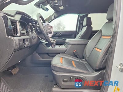 Zdjęcie 7 z 11 samochodu: 2025 GMC SIERRA K1500 AT4 VIN:3GTUUEEL1SG237150 - miniatura