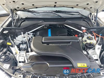 Zdjęcie 12 z 13 samochodu: 2017 BMW X5 XDR40E VIN:5UXKT0C30H0V96985 - miniatura