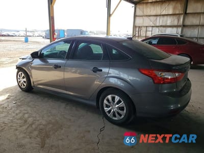 Drugie zdjęcie samochodu z przodu: 2014 FORD FOCUS S VIN:1FADP3E20EL169830 - miniatura
