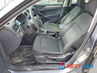 Zdjęcie 7 z 12 samochodu: 2013 VOLKSWAGEN PASSAT S VIN:1VWAH7A32DC015986 - miniatura
