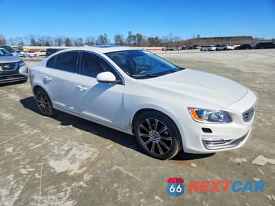 Czwarte zdjęcie samochodu z boku: 2016 VOLVO S60 PLATINUM VIN:LYV402FM6GB097130 - miniatura