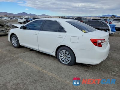 Drugie zdjęcie samochodu z przodu: 2012 TOYOTA CAMRY LE VIN:4T4BF1FK2CR251932 - miniatura