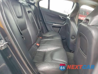 Zdjęcie 10 z 13 samochodu: 2014 VOLVO S60 T5 VIN:YV1612FS4E2275727 - miniatura