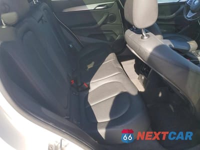 Zdjęcie 11 z 12 samochodu: 2017 BMW X1 XDRIVE28I VIN:WBXHT3C31H5F79084 - miniatura