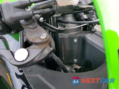 Zdjęcie 9 z 9 samochodu: 2025 KAWASAKI ZX636 K VIN:JKBZXJK12SA007310 - miniatura