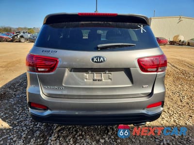 Zdjęcie 6 z 12 samochodu: 2019 KIA SORENTO L VIN:5XYPG4A31KG550749 - miniatura