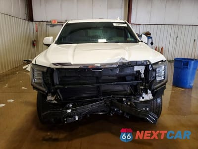 Piąte zdjęcie samochodu w środku: 2023 GMC YUKON XL K1500 SLT VIN:1GKS2GKD3PR193606 - miniatura