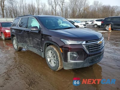 Czwarte zdjęcie samochodu z boku: 2023 CHEVROLET TRAVERSE LT VIN:1GNEVGKW6PJ262134 - miniatura