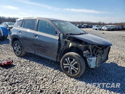Czwarte zdjęcie samochodu z boku: 2018 TOYOTA RAV4 LE VIN:2T3BFREV8JW783775 - miniatura