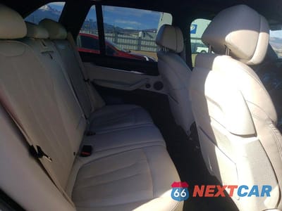 Zdjęcie 10 z 11 samochodu: 2018 BMW X5 XDR40E VIN:5UXKT0C52J0V99524 - miniatura