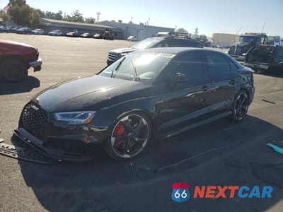 2019 AUDI RS3 WUABWGFF4KA900248 - główne zdjęcie licytacji z USA - miniatura