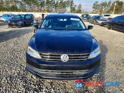 Piąte zdjęcie samochodu w środku: 2017 VOLKSWAGEN JETTA SE VIN:3VWDB7AJ8HM296354 - miniatura