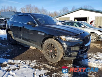 Czwarte zdjęcie samochodu z boku: 2017 JAGUAR F-PACE PRESTIGE VIN:SADCK2BV0HA071172 - miniatura