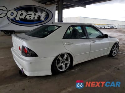 Trzecie zdjęcie samochodu z tyłu: 2004 LEXUS IS 300 VIN:JTHBD192840087383 - miniatura
