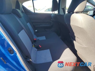 Zdjęcie 11 z 13 samochodu: 2018 TOYOTA PRIUS C TWO VIN:JTDKDTB33J1619581 - miniatura