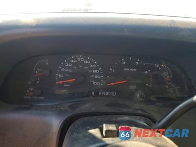 Zdjęcie 9 z 12 samochodu: 2004 FORD F450 SUPER DUTY VIN:1FDXF46P34EB87909 - miniatura