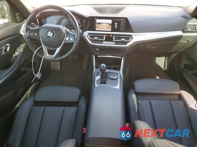Zdjęcie 8 z 13 samochodu: 2021 BMW 330E VIN:3MW5P7J09M8B74277 - miniatura