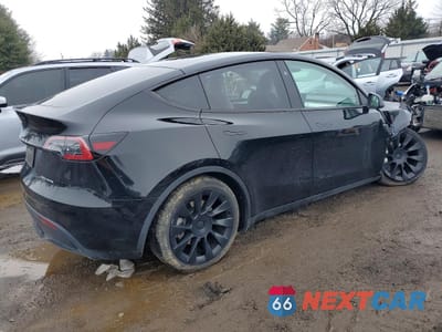 Trzecie zdjęcie samochodu z tyłu: 2023 TESLA MODEL Y VIN:7SAYGDEE6PF792177 - miniatura