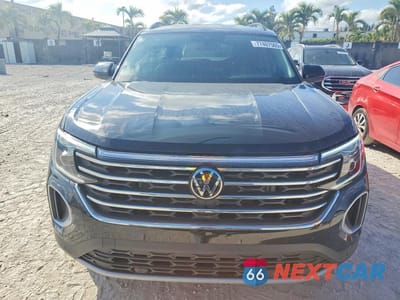 Piąte zdjęcie samochodu w środku: 2024 VOLKSWAGEN ATLAS SE VIN:1V2WR2CA8RC521400 - miniatura