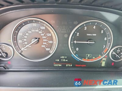 Zdjęcie 9 z 11 samochodu: 2015 BMW X5 SDRIVE35I VIN:5UXKR2C56F0H37022 - miniatura