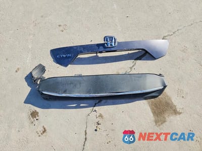 Zdjęcie 12 z 12 samochodu: 2019 HONDA CIVIC LX VIN:2HGFC2F64KH599557 - miniatura