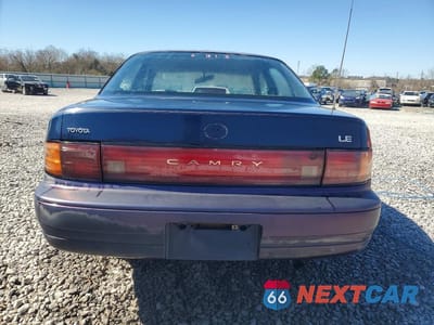 Zdjęcie 6 z 12 samochodu: 1994 TOYOTA CAMRY LE VIN:4T1SK12E7RU348154 - miniatura