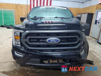 Piąte zdjęcie samochodu w środku: 2022 FORD F150 SUPERCREW VIN:1FTEW1EP9NFC09323 - miniatura