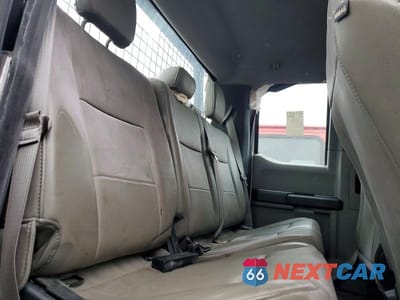 Zdjęcie 10 z 11 samochodu: 2019 FORD F350 XL SRW 4WD 6.2L V8 VIN:1FD8X3B62KEG53805 - miniatura