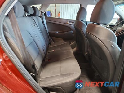 Zdjęcie 10 z 12 samochodu: 2019 HYUNDAI TUCSON SE VIN:KM8J2CA40KU895420 - miniatura