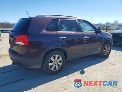 Trzecie zdjęcie samochodu z tyłu: 2012 KIA SORENTO LX VIN:5XYKTDA29CG244865 - miniatura