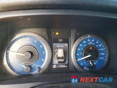 Zdjęcie 9 z 11 samochodu: 2018 TOYOTA SIENNA LE VIN:5TDKZ3DC8JS903838 - miniatura