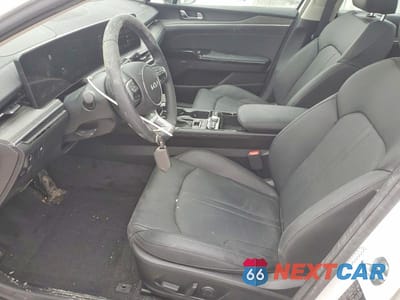 Zdjęcie 7 z 13 samochodu: 2025 KIA K5 EX VIN:KNAG34J75S5331300 - miniatura