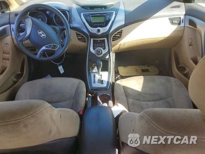 Zdjęcie 8 z 11 samochodu: 2011 HYUNDAI ELANTRA GLS VIN:5NPDH4AE5BH035165 - miniatura