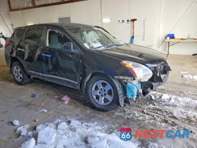 Czwarte zdjęcie samochodu z boku: 2013 NISSAN ROGUE S VIN:JN8AS5MV3DW662504 - miniatura