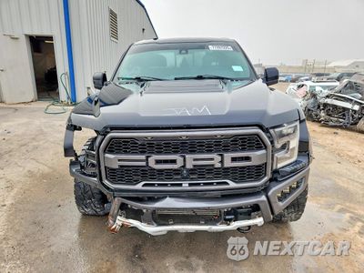 Piąte zdjęcie samochodu w środku: 2018 FORD F150 RAPTOR VIN:1FTFW1RG1JFA55764 - miniatura