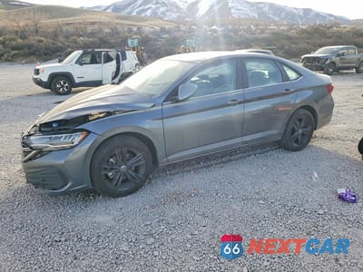 2024 VOLKSWAGEN JETTA SE 3VW7M7BU7RM003092 - główne zdjęcie licytacji z USA - miniatura