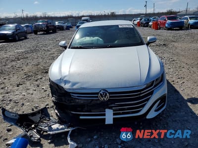 Piąte zdjęcie samochodu w środku: 2022 VOLKSWAGEN ARTEON SE R-LINE VIN:WVWSR7AN6NE007921 - miniatura