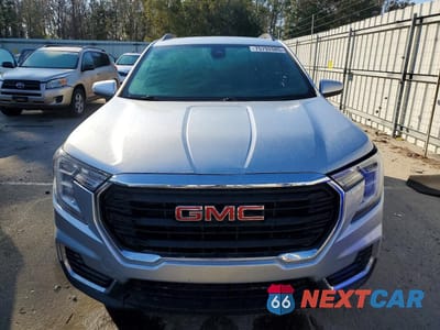 Piąte zdjęcie samochodu w środku: 2022 GMC TERRAIN SLE VIN:3GKALMEV2NL144686 - miniatura