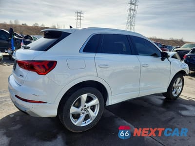 Trzecie zdjęcie samochodu z tyłu: 2021 AUDI Q3 PREMIUM 40 VIN:WA1AUCF31M1062481 - miniatura