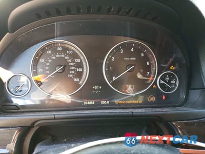 Zdjęcie 9 z 11 samochodu: 2013 BMW 528 I VIN:WBAXG5C58DD234784 - miniatura