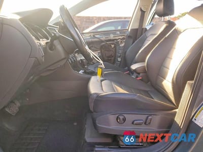 Zdjęcie 7 z 13 samochodu: 2015 VOLKSWAGEN GOLF TDI VIN:3VW2A7AU0FM029615 - miniatura
